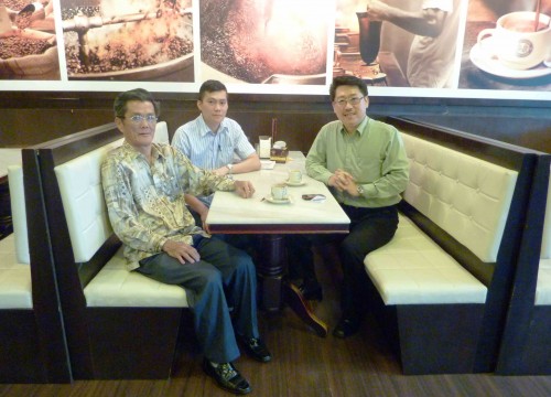 Mr. Lee, the father and son are my new friend of this trip. They brought me to tour around whole Johor Bahru. 